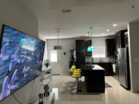 McAllen TX Apartment 2-Bedroom, Patio, Grill close Airport-Shopping