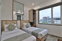 7 Orbit Hotel, Surat