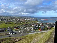 Breathtaking Views - New - 220m2 - 5 Br - Walks Hotels in Argir