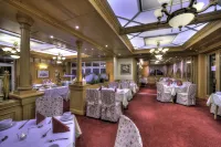 Villa Medici Hotel & Restaurant Hotels in Veszprem