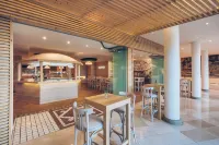 伊波羅之星海浪普拉亞加維奧塔斯全包飯店 - 酒吧