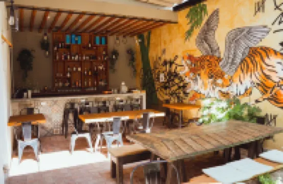 Clandestino Hotel Pila Seca