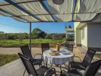 Comfortable House with Large Garden and Terrace, Near the Beach Hotels in Galizana