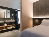 Suites 1478 Hotels near Casa Museo Colon
