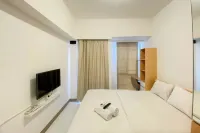 Simple and Cozy Stay Studio Tokyo Riverside Pik 2 Apartment Hotels near Hutan Mangrove PIK 2