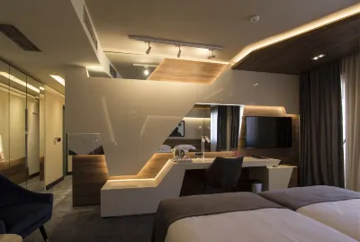 Boutique 25h by Eva Stay 018 Hotels near frizerski salon miss beauty