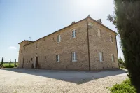 Podere San Giuseppe Các khách sạn gần Ducal Palace