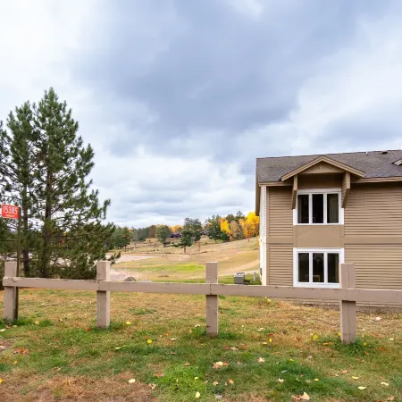 Telemark Northwoods Lodging