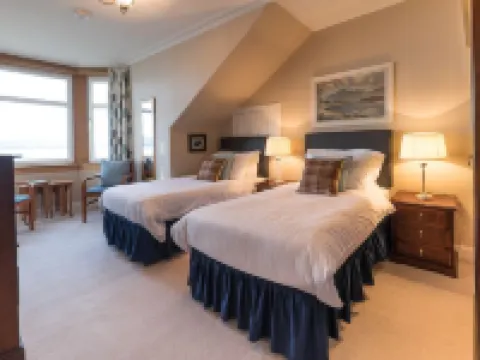 The Cedars Guest House Hotels in Dunoon