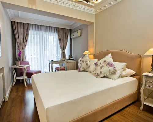 hotel vılla blanche โรงแรมใกล้ปราสาท Rumeli Castle