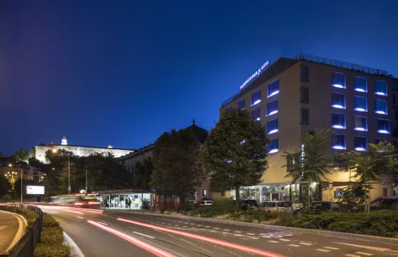 布拉迪斯拉發法肯斯特納爾酒店