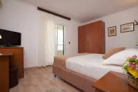 Guest House Medin - balcony