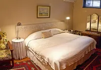 Foxwood House Boutique Hotel