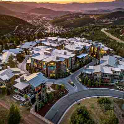 Stein Eriksen Residences Hotel Exterior