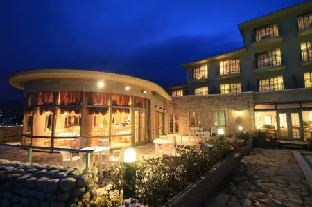 La Classe de Cienega Отели рядом с достопримечательностью «Югавара- Бич»