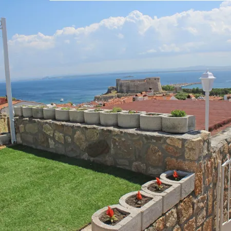 Bozcaada Denizyildizi Otel