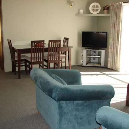 193 Aorangi Manor Motel
