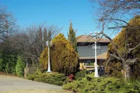 白燈籠汽車旅館