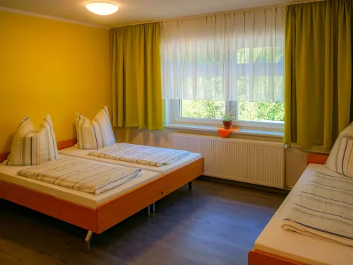 Gästehaus am Oberlausitzer Dreieck فنادق في Bertsdorf