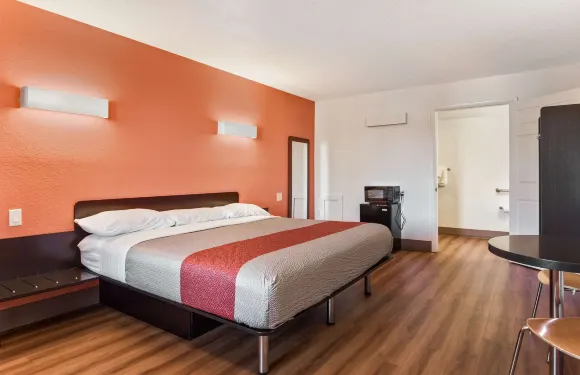 俄亥俄揚斯敦 6 號汽車旅館