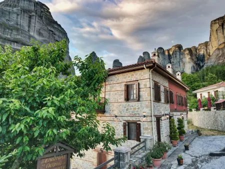 Petrino Guesthouse Отели рядом с достопримечательностью «Монастырь Святого Стефана»