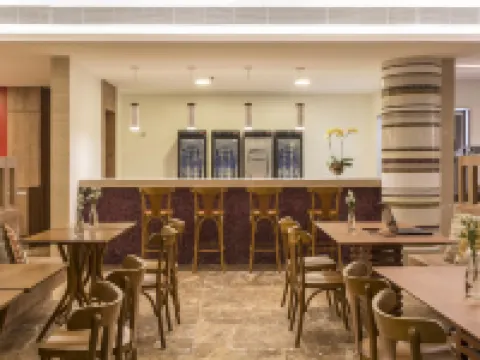 Sleep Inn Praia do Canto Hotels in Vitoria