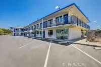 Motel 6 Red Bluff, CA