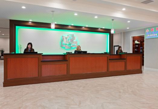 홀리데이 인 엘 몬테 수영장