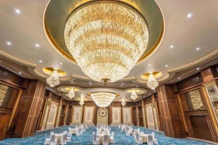 Radisson Blu Plaza Resort and Spa Karjat