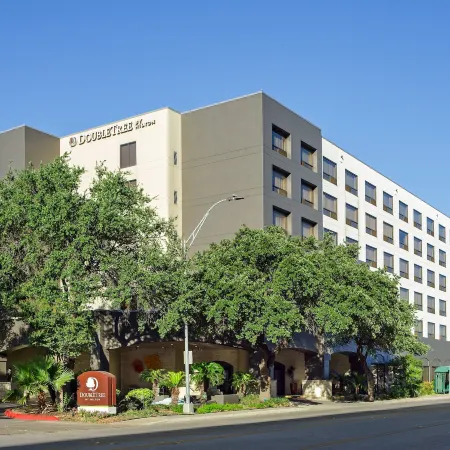 DoubleTree by Hilton Hotel San Antonio Downtown