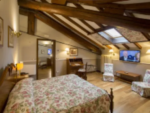 波斯塔酒店 瑞吉歐.艾米里亞酒店