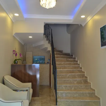 Ada Palas Otel