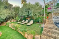 BlueNook Suites