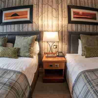 Riverside Lodge Hotel Rooms