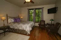 Hidden Meadows B&B Hotels in Stillwater
