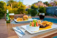 Dzimbahwe Guest Lodge - breakfast