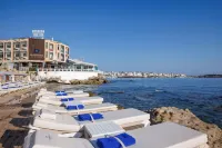 Palmera Beach