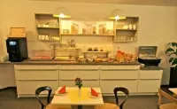 Appartis - Hotel am Stadtpark - breakfast