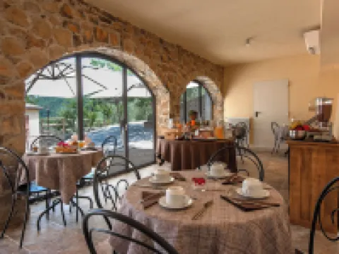 Il Borgo di Villa Cellaia Hoteles en Dicomano