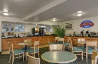 Baymont by Wyndham Bellingham - breakfast