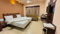 Hotel Ashapura Palace