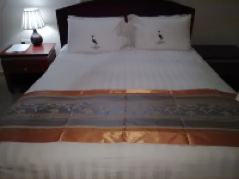 The Crested Crane Bwindi Hotel Hotels in Kinkiizi