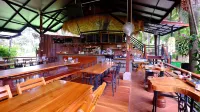 Chuanthanapanya Resort Hotels in Sawang Daen Din