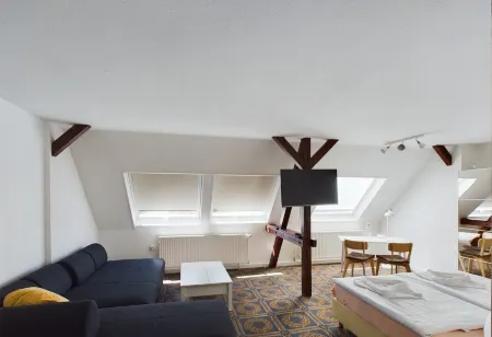 Hotel Alt-Connewitz Отели в г. Рёта