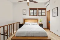The Bears Den by AvantStay Prime Location Renovated w Movie Game Room