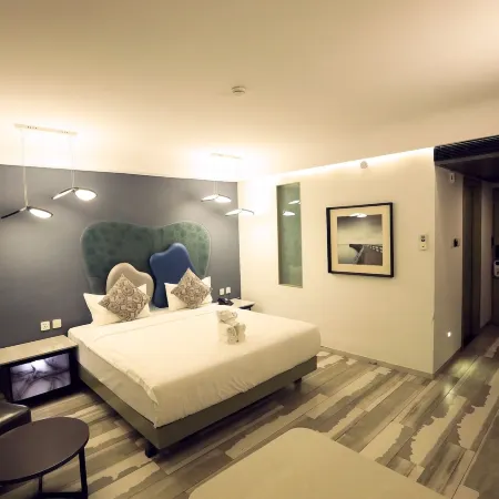 Humming Bird Hotel & Banquet