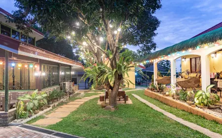 Nauvoo Farm Resort Отели в г. Concepcion