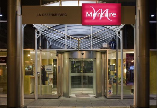 Hotel Mercure Paris La Defense Grande ArcheOver view