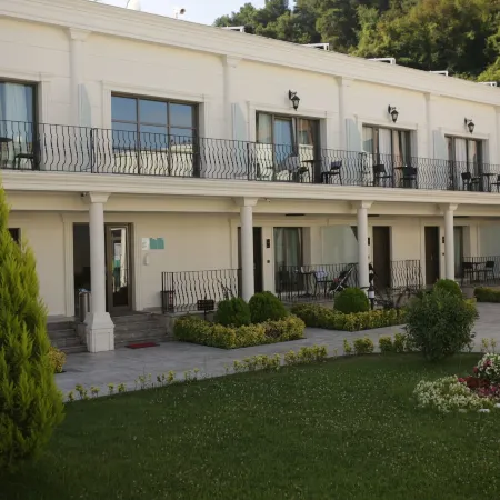 Northdoor Hotel