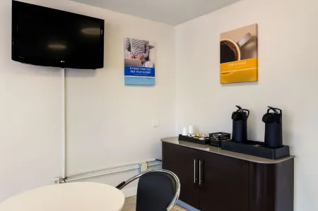 Studio 6 Lagrange, GA